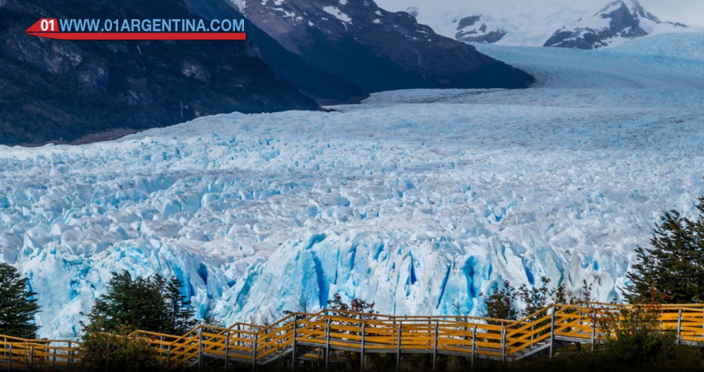 Perito Moreno Glacier tour